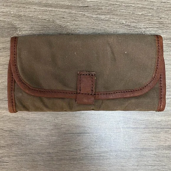 Canvas Duluth Trading Company Trifold Wallet - Picture 1 of 4